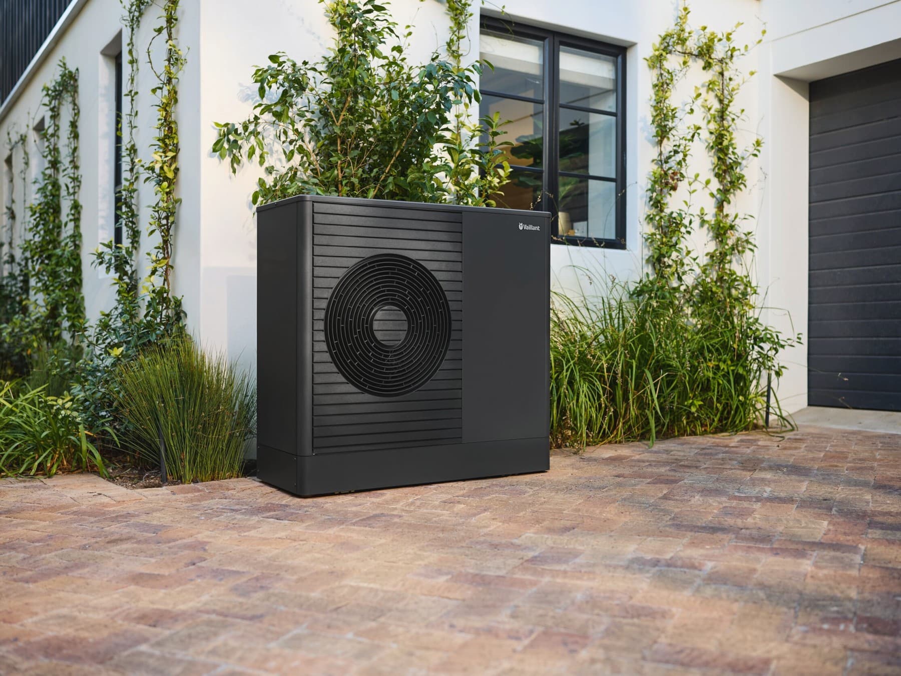 Pompa de caldura aroTHERM plus Vaillant pentru incalzire eficienta si sustenabila
